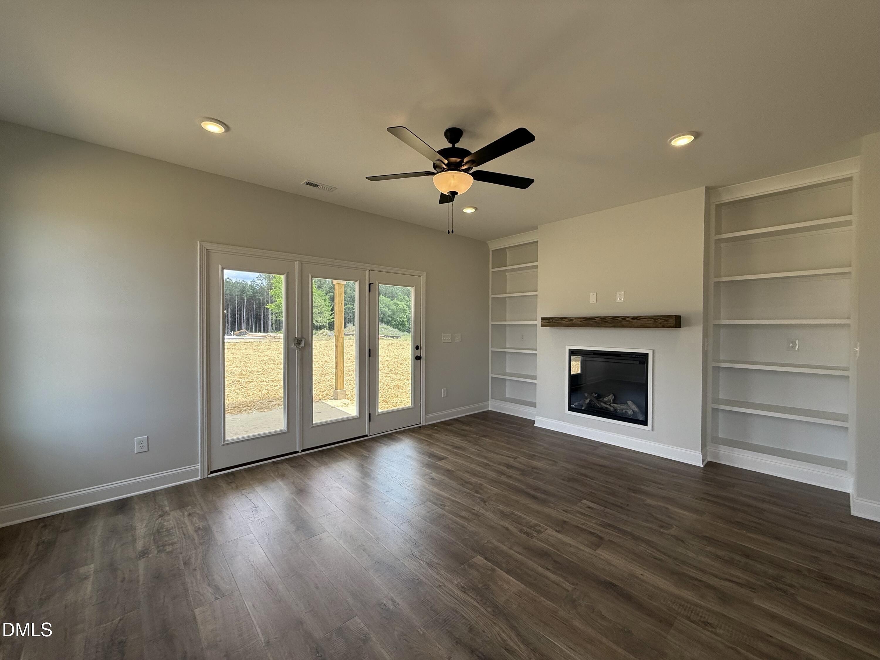 53 Sundrops Trail Dunn, NC 28334 - Photo 9 of 20 Move In Ready!