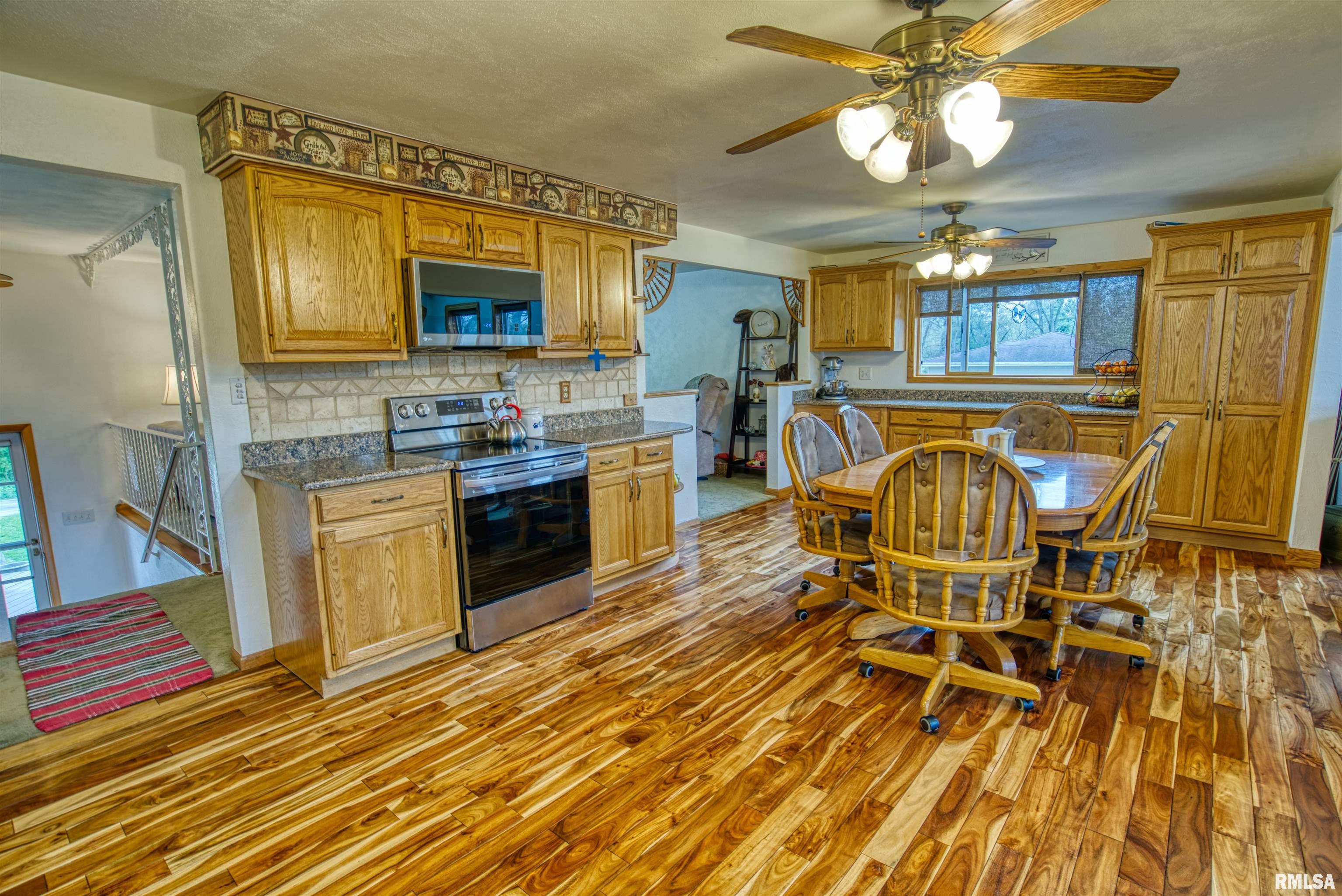4353 North Koerner Road Peoria, IL 61615 - Photo 11 of 52 Gallery Image 11