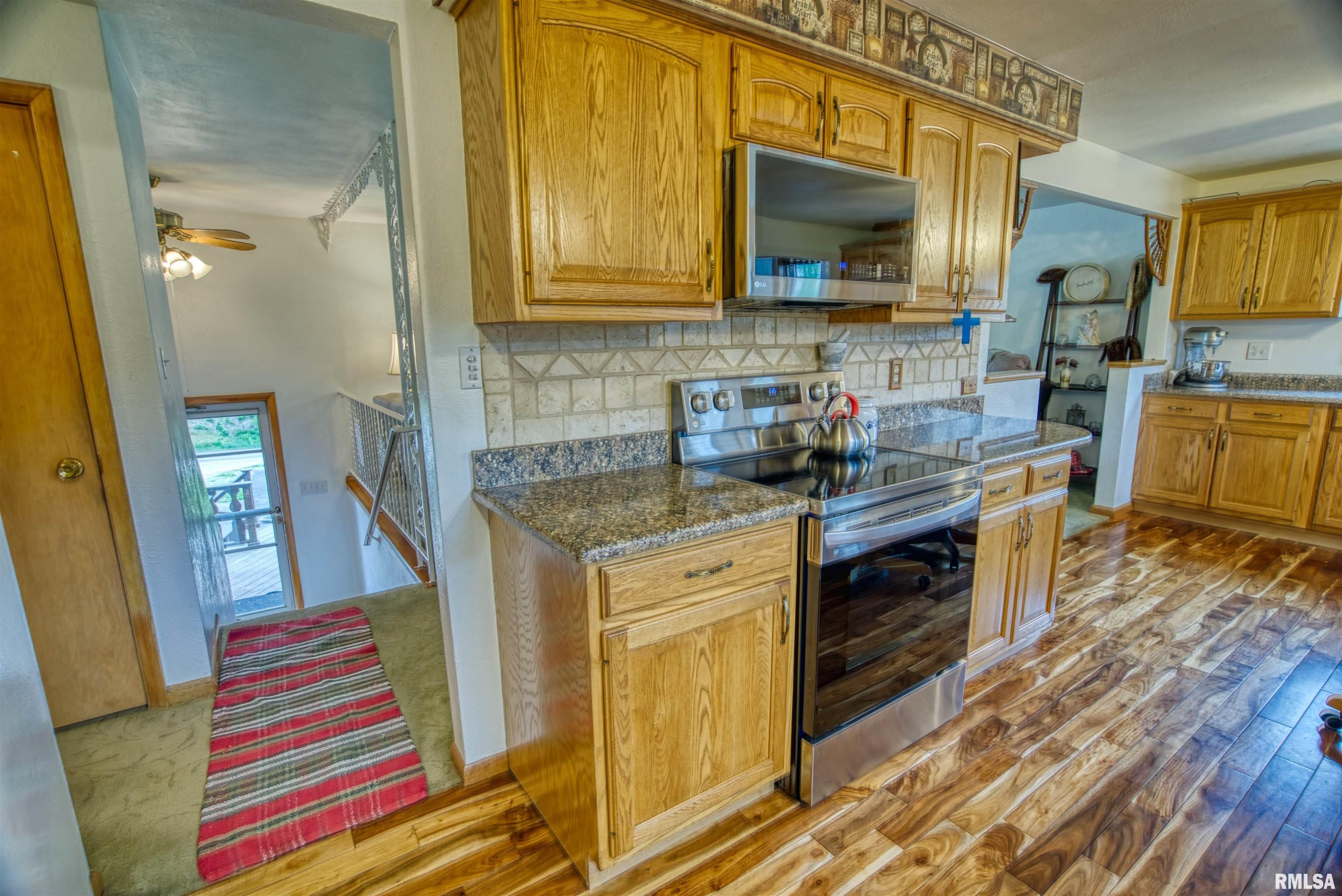 4353 North Koerner Road Peoria, IL 61615 - Photo 12 of 52 Gallery Image 12