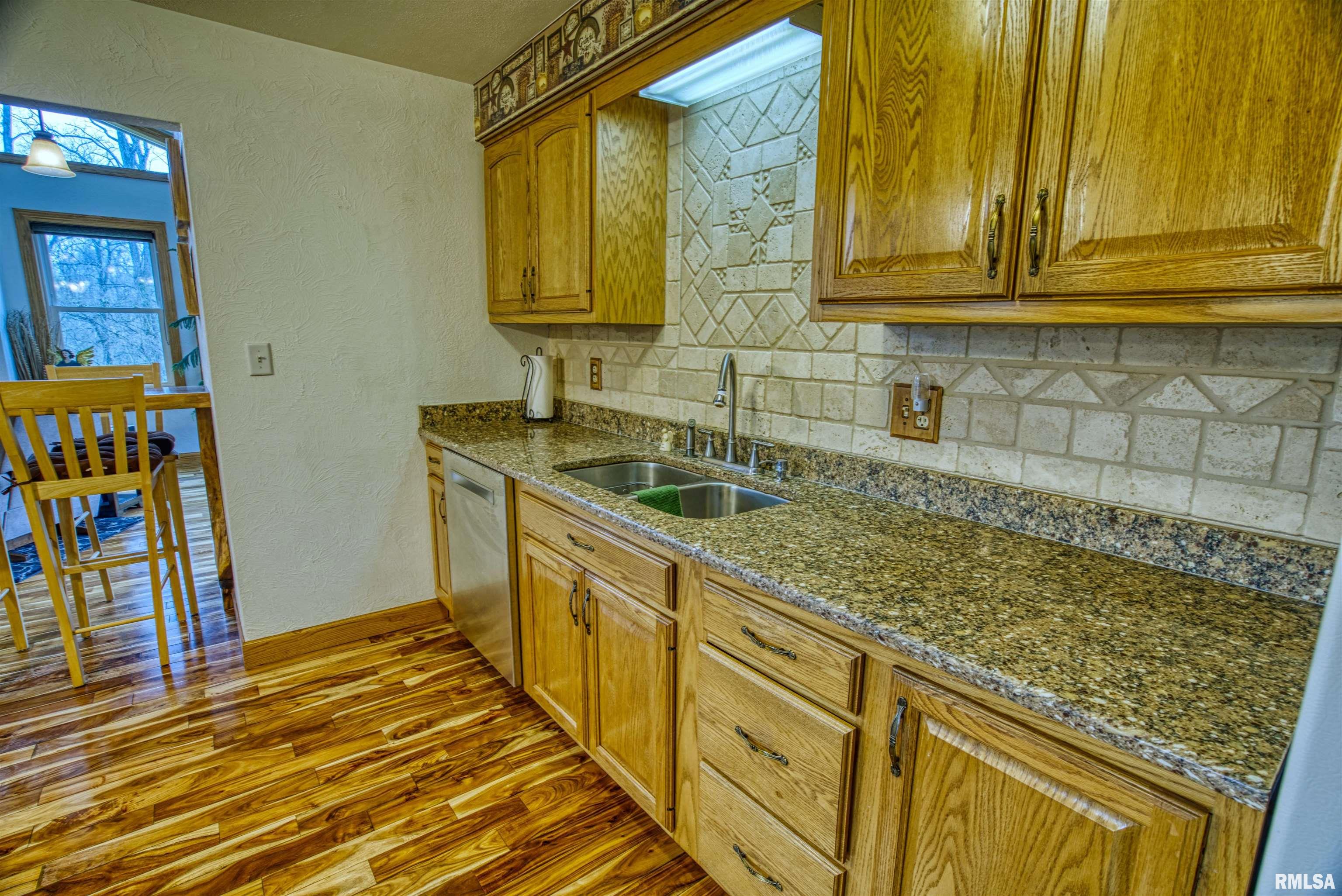 4353 North Koerner Road Peoria, IL 61615 - Photo 13 of 52 Gallery Image 13