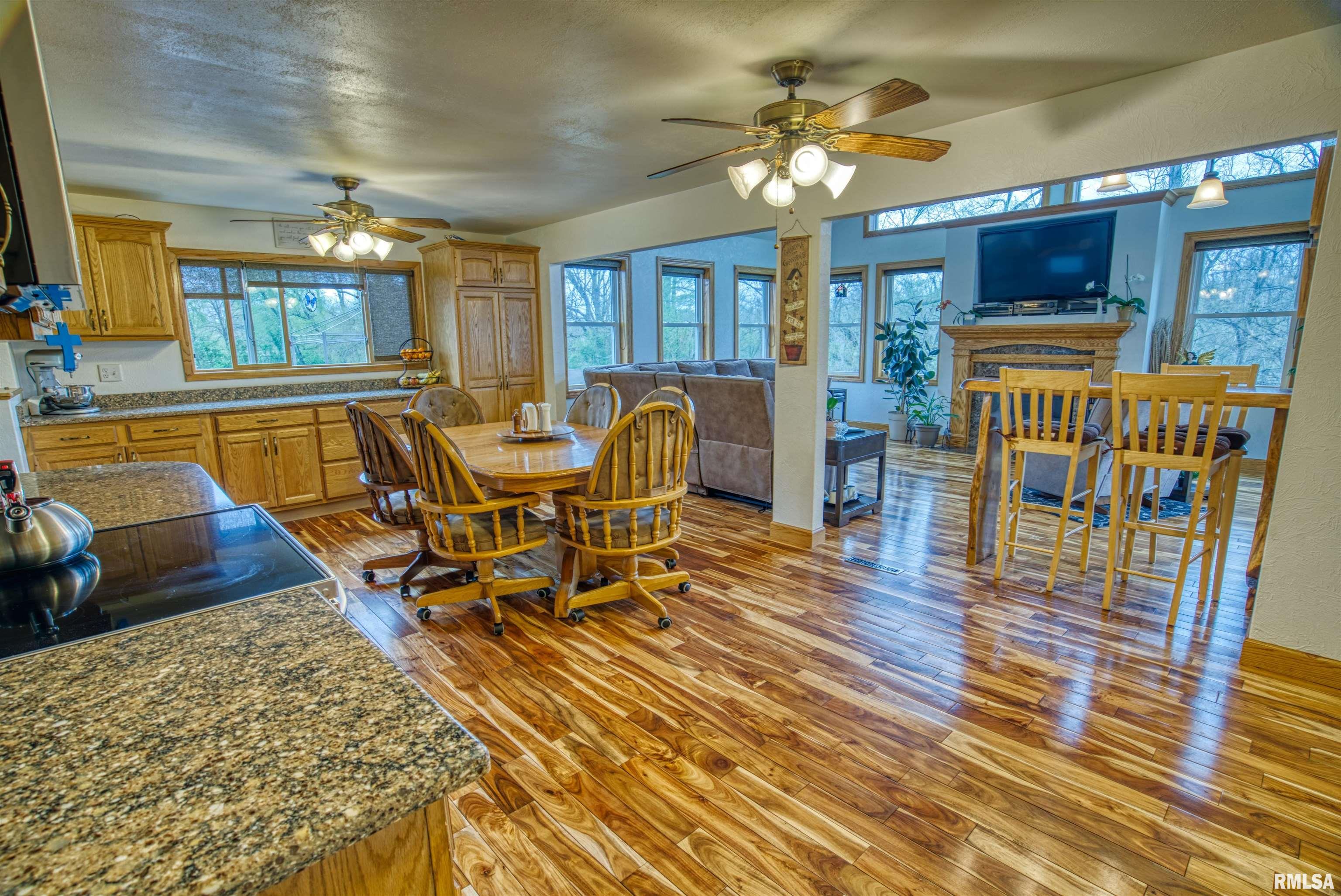 4353 North Koerner Road Peoria, IL 61615 - Photo 14 of 52 Gallery Image 14