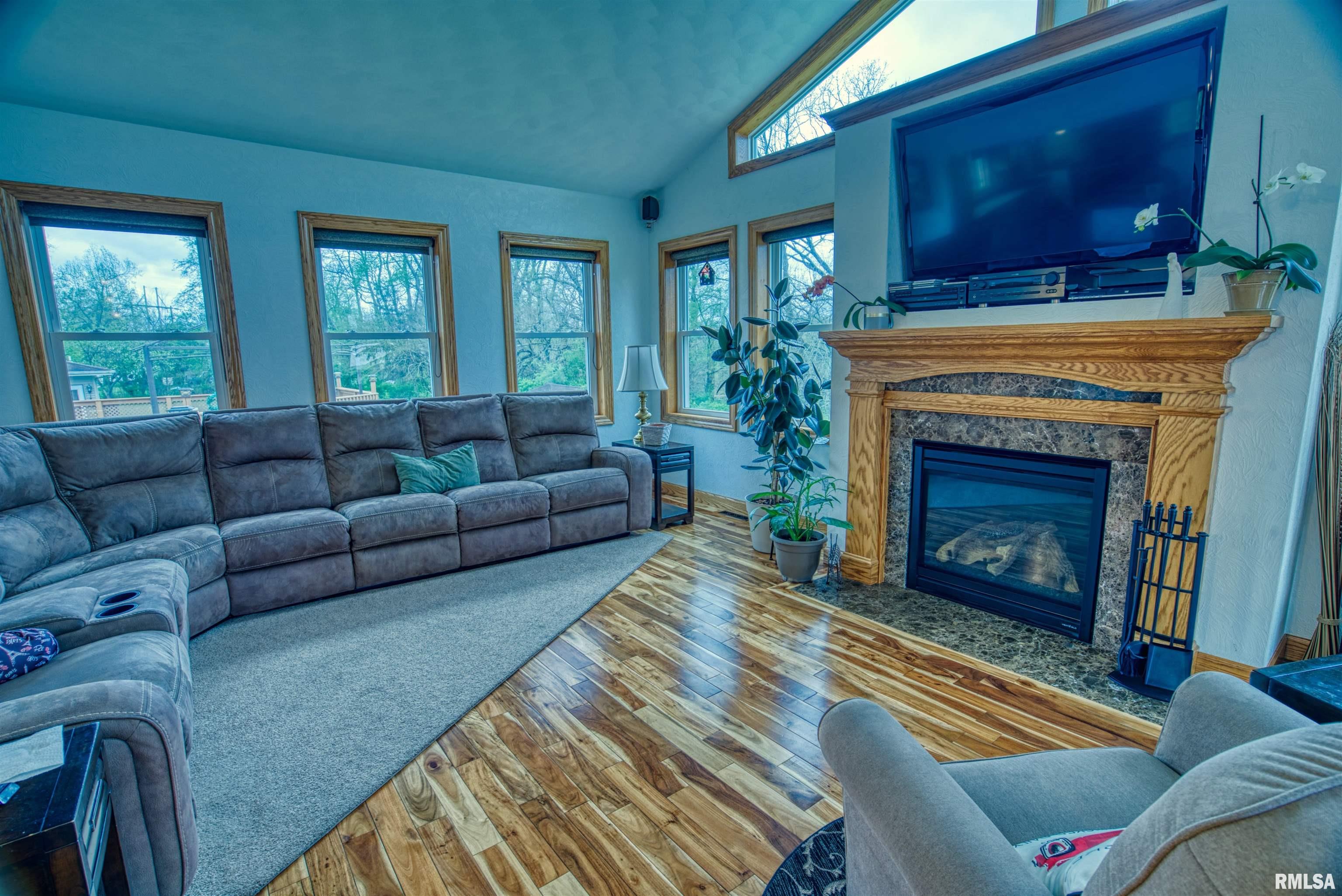 4353 North Koerner Road Peoria, IL 61615 - Photo 18 of 52 Gallery Image 18