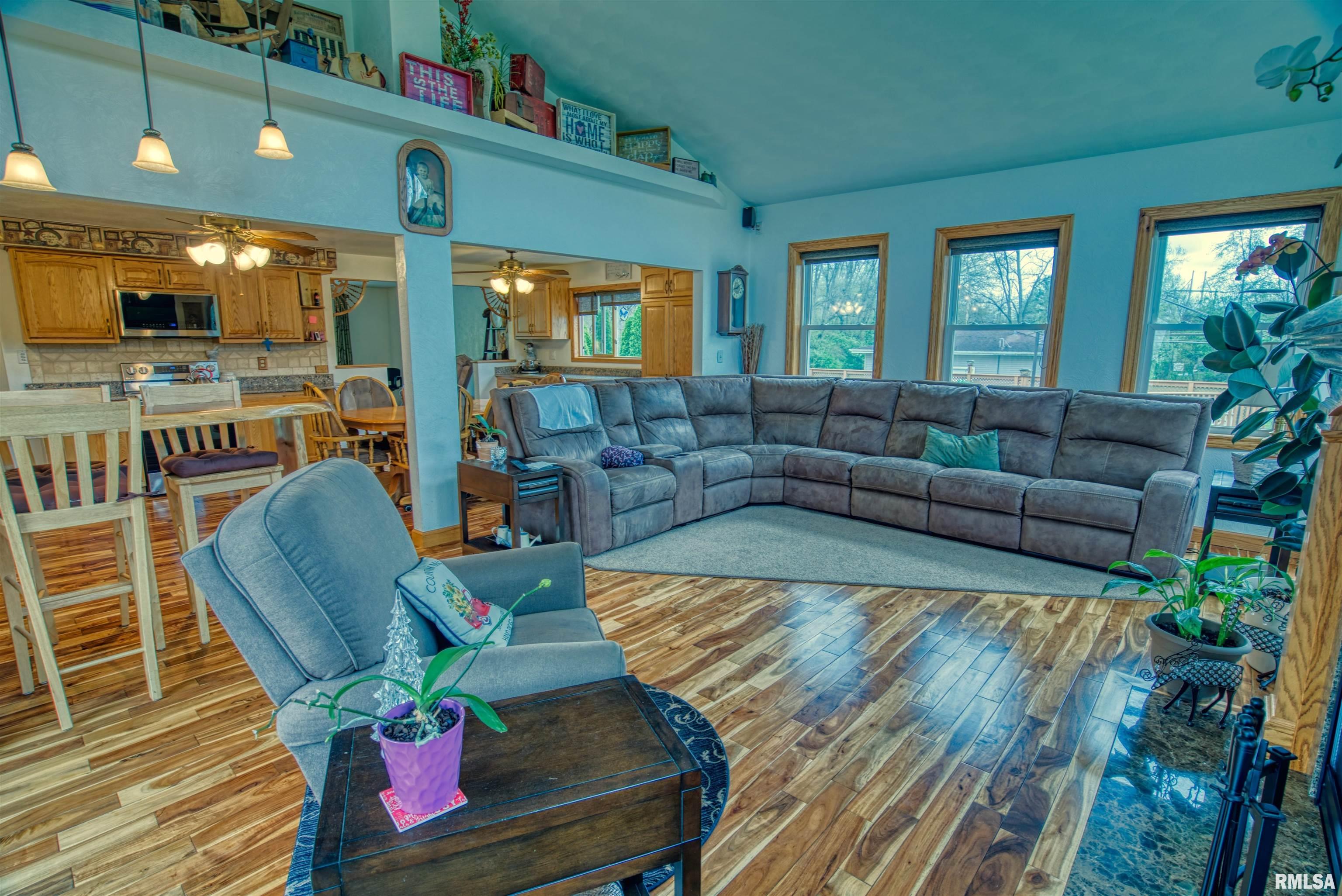 4353 North Koerner Road Peoria, IL 61615 - Photo 19 of 52 Gallery Image 19