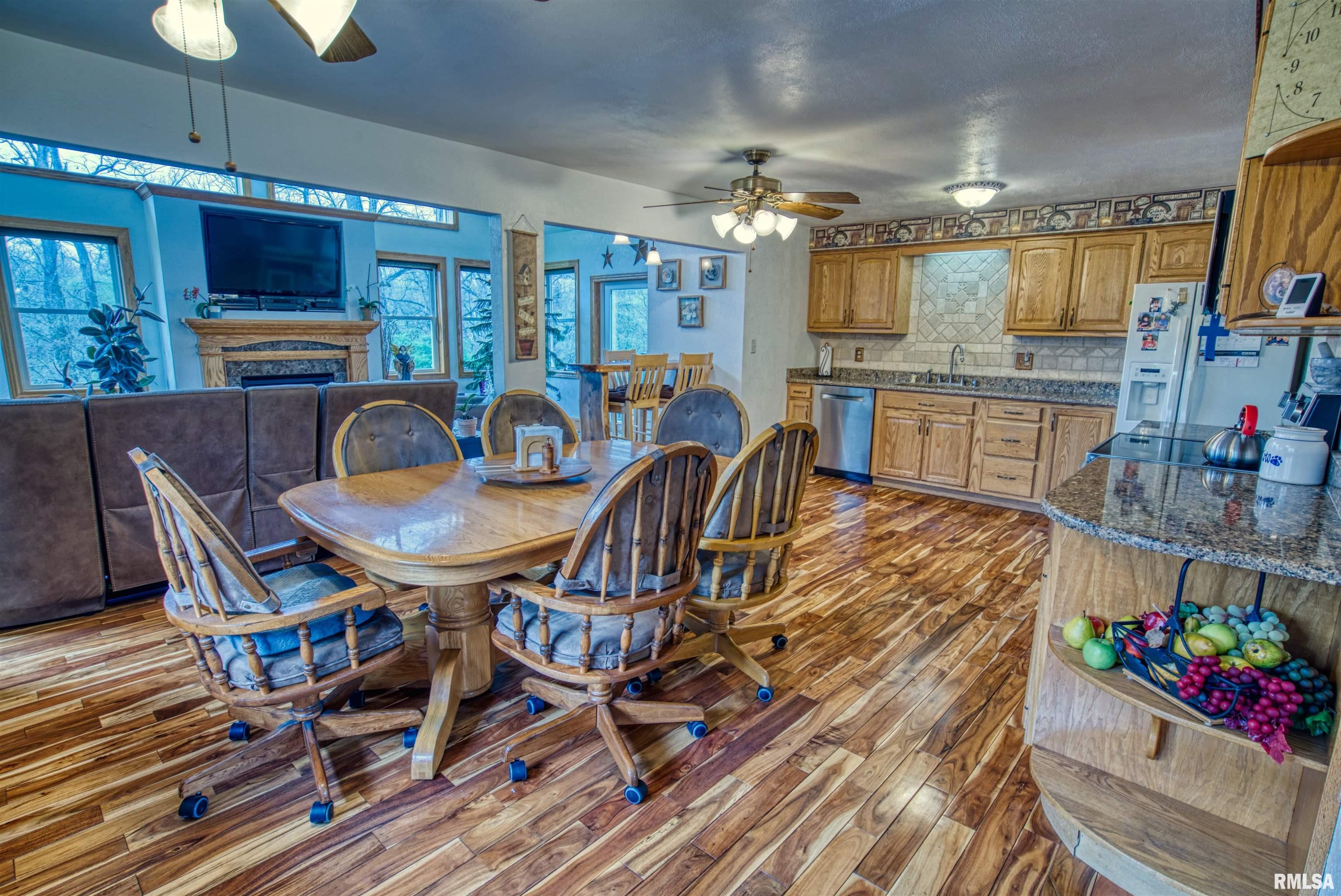4353 North Koerner Road Peoria, IL 61615 - Photo 7 of 52 Gallery Image 7