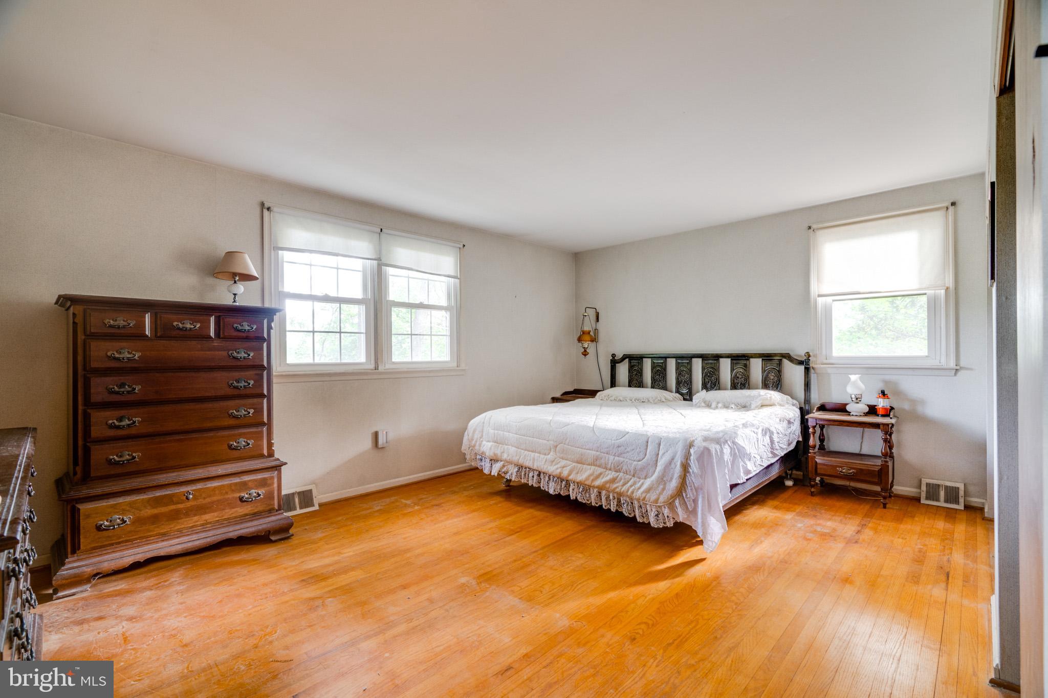 584 New Road Southampton, PA 18966 - Photo 15 of 32 Gallery Image 15