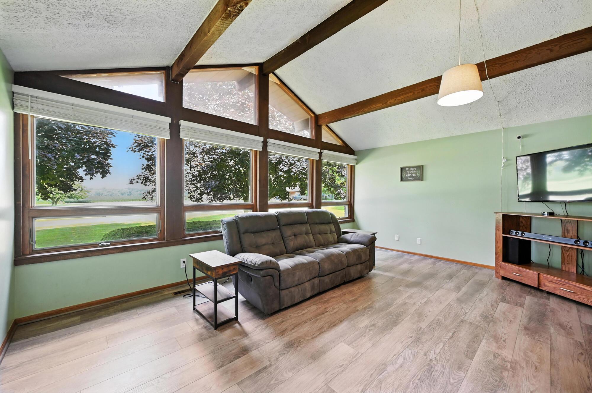 5536 Stauffer Road Morral, OH 43337 - Photo 12 of 56 LIVING ROOM