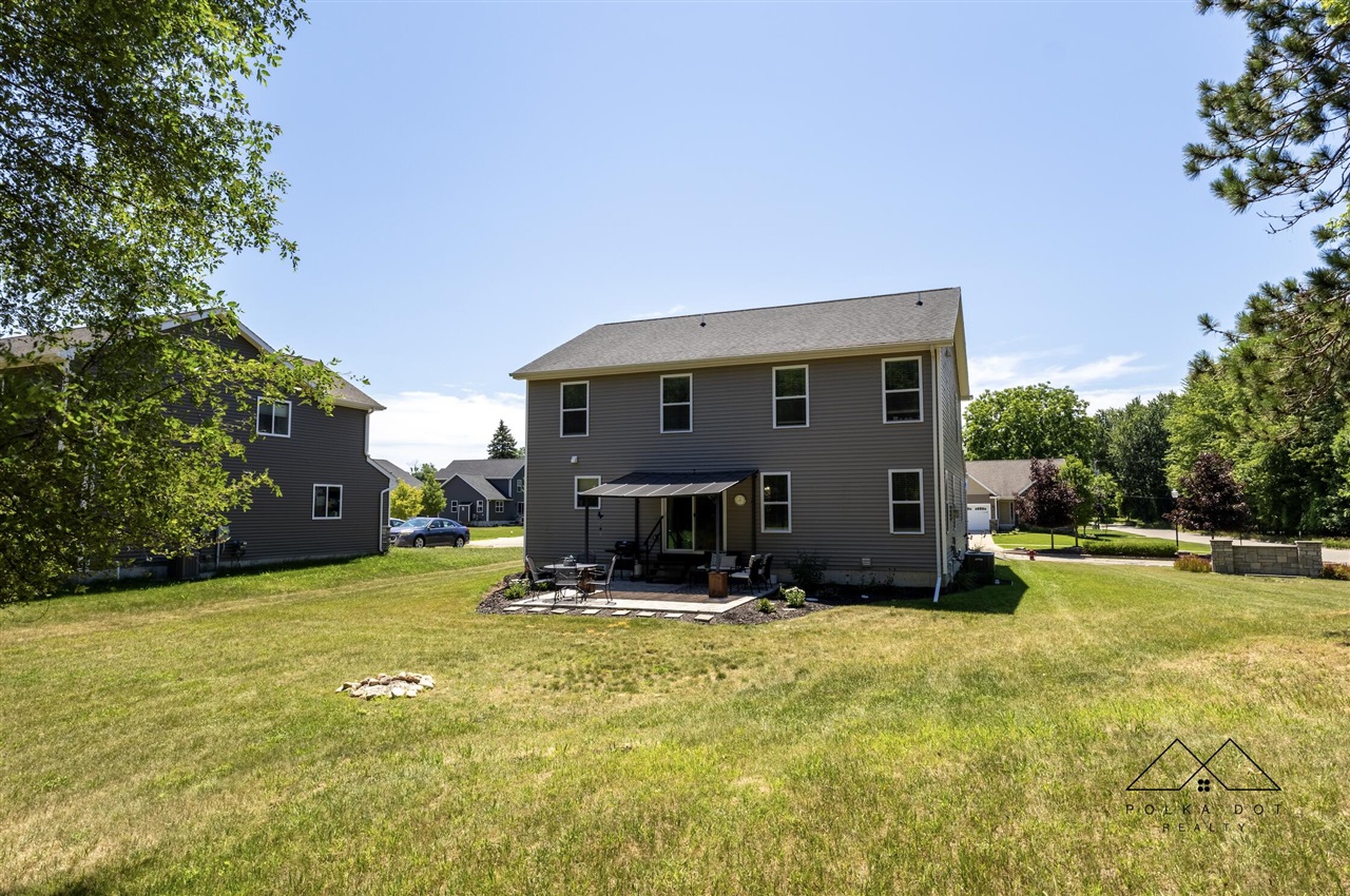 415 Edgewood Pass Fenton, MI 48430 - Photo 28 of 32