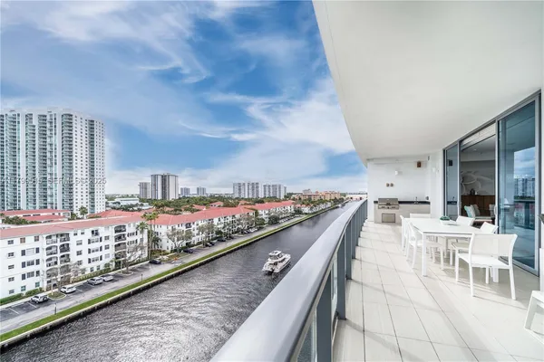 $1,985,000 | 3300 Northeast 188th Street, Unit 710, Aventura, FL 33180