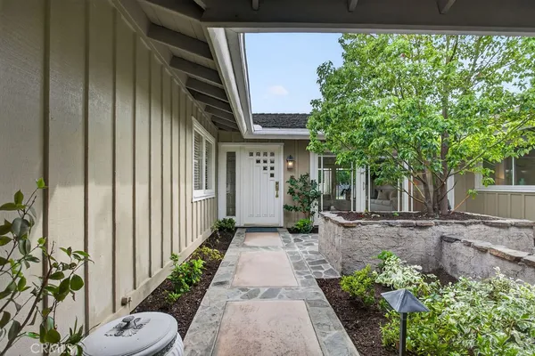 $2,275,000 | 18212 Lincoln Street, Villa Park, CA 92861