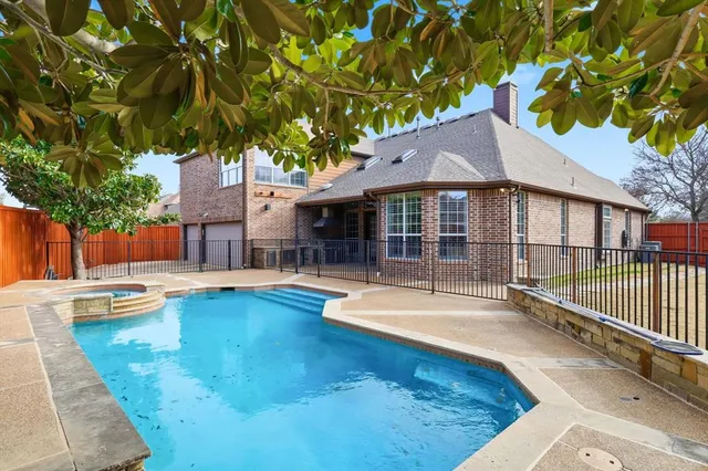 a view of a outdoor space