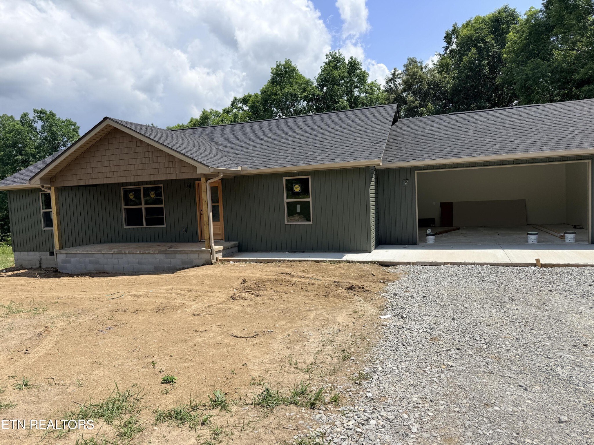 352 Old Wes Baldwin Road Jamestown, TN 38556 - Photo 2 of 24