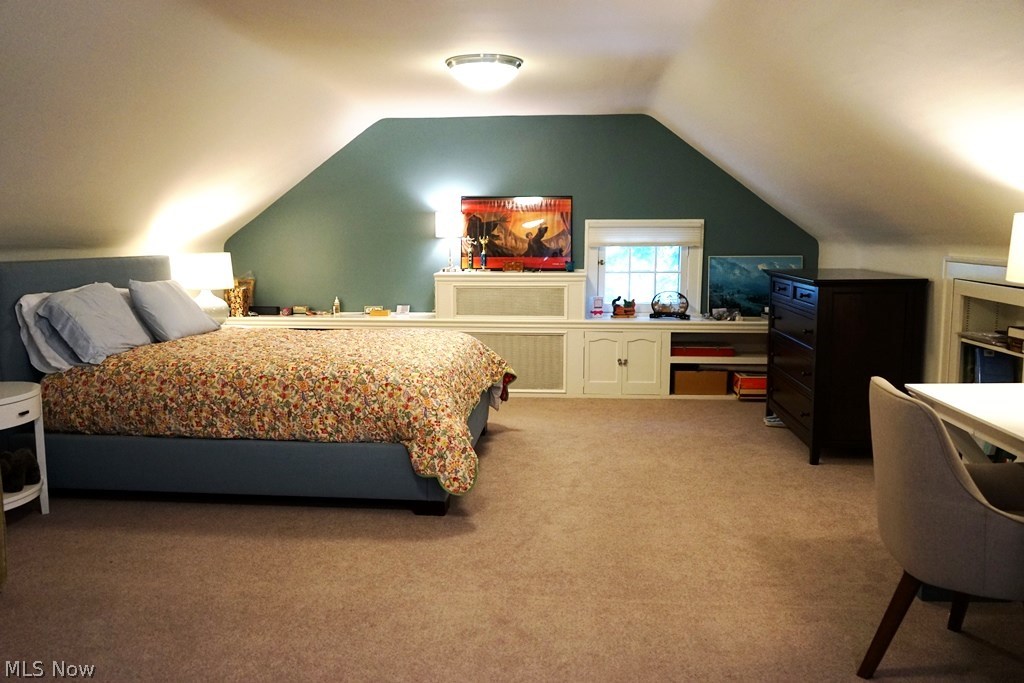 2880 Winthrop Road Cleveland, OH 44120 - Photo 20 of 29