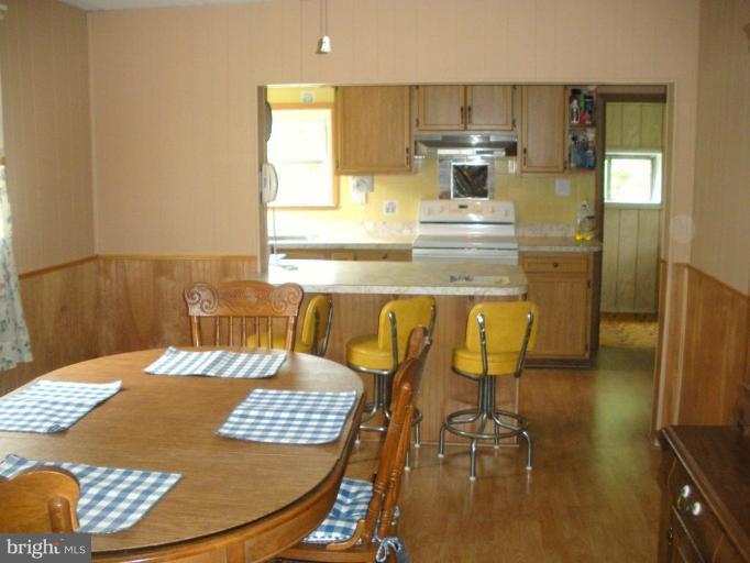 7308 Manchester Road Dundalk, MD 21222 - Photo 5 of 15 Kitchen/Dining Room