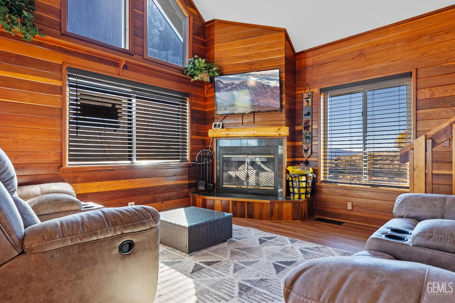 Undisclosed Address Tehachapi, CA 93561 - Photo 4 of 42