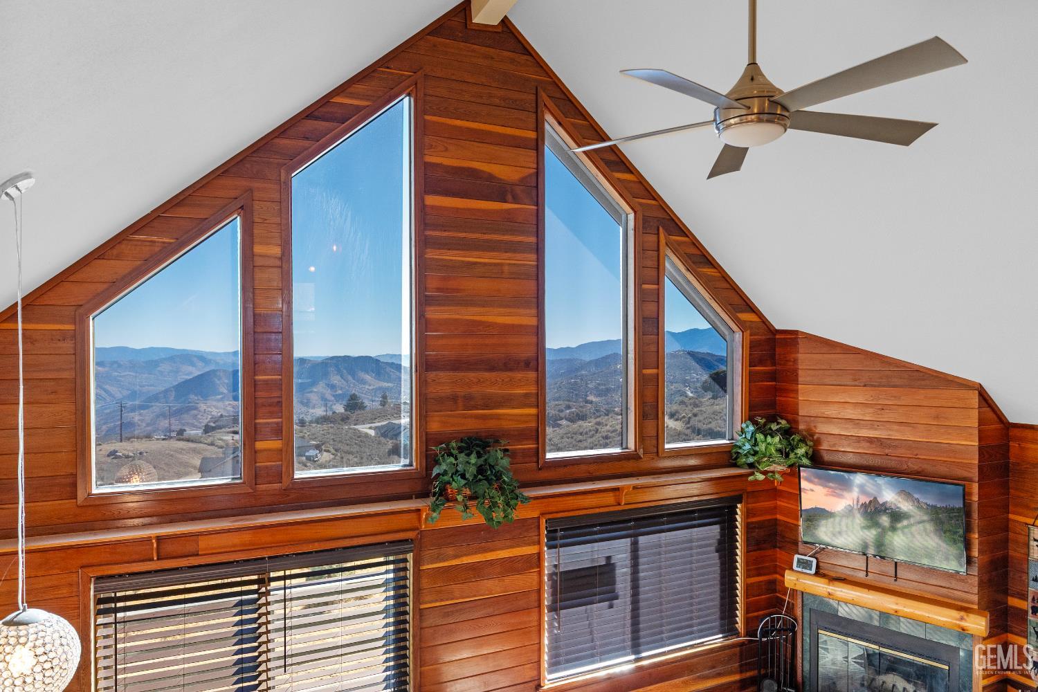 Undisclosed Address Tehachapi, CA 93561 - Photo 5 of 42