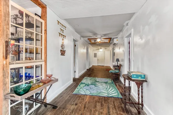 $235,000 | 411 Willcox Street, Anahuac, TX 77514