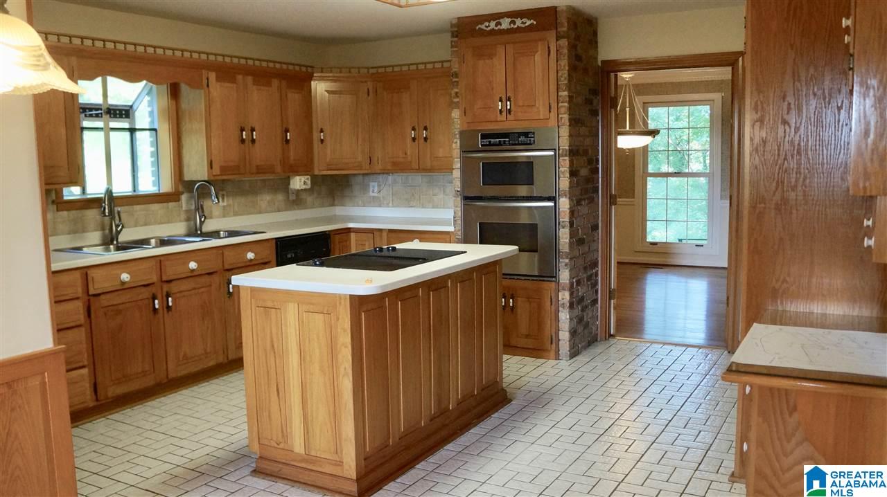365 Signal Trail Pelham, AL 35124 - Photo 11 of 33