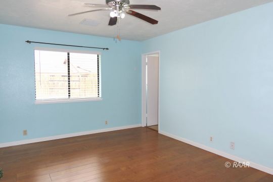 327 North Inyo Street Ridgecrest, CA 93555 - Photo 17 of 31