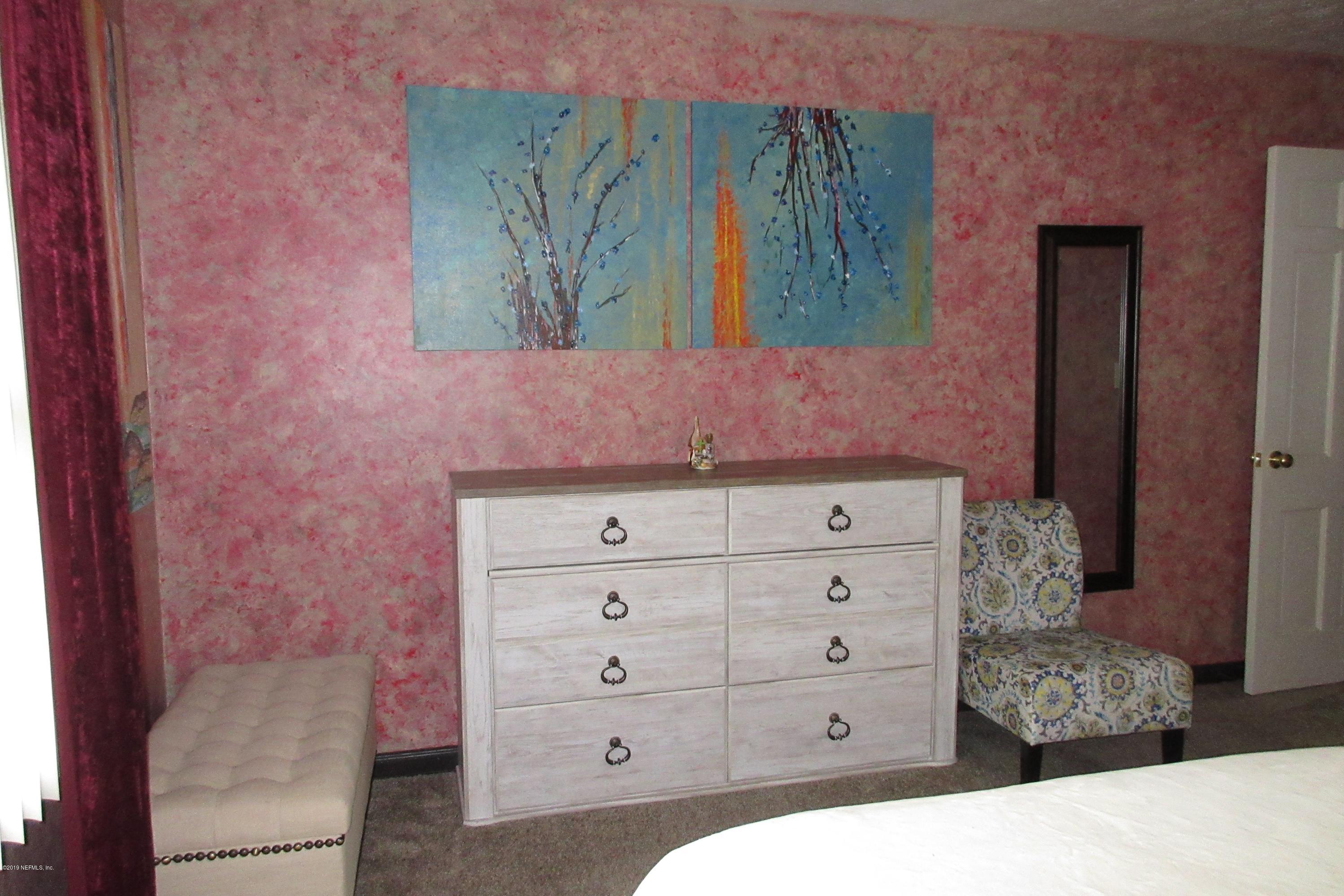 8361 Bascom Road Jacksonville, FL 32216 - Photo 14 of 23 013-eb64a507-3612-4f07-b39d-7933a9fcaf94