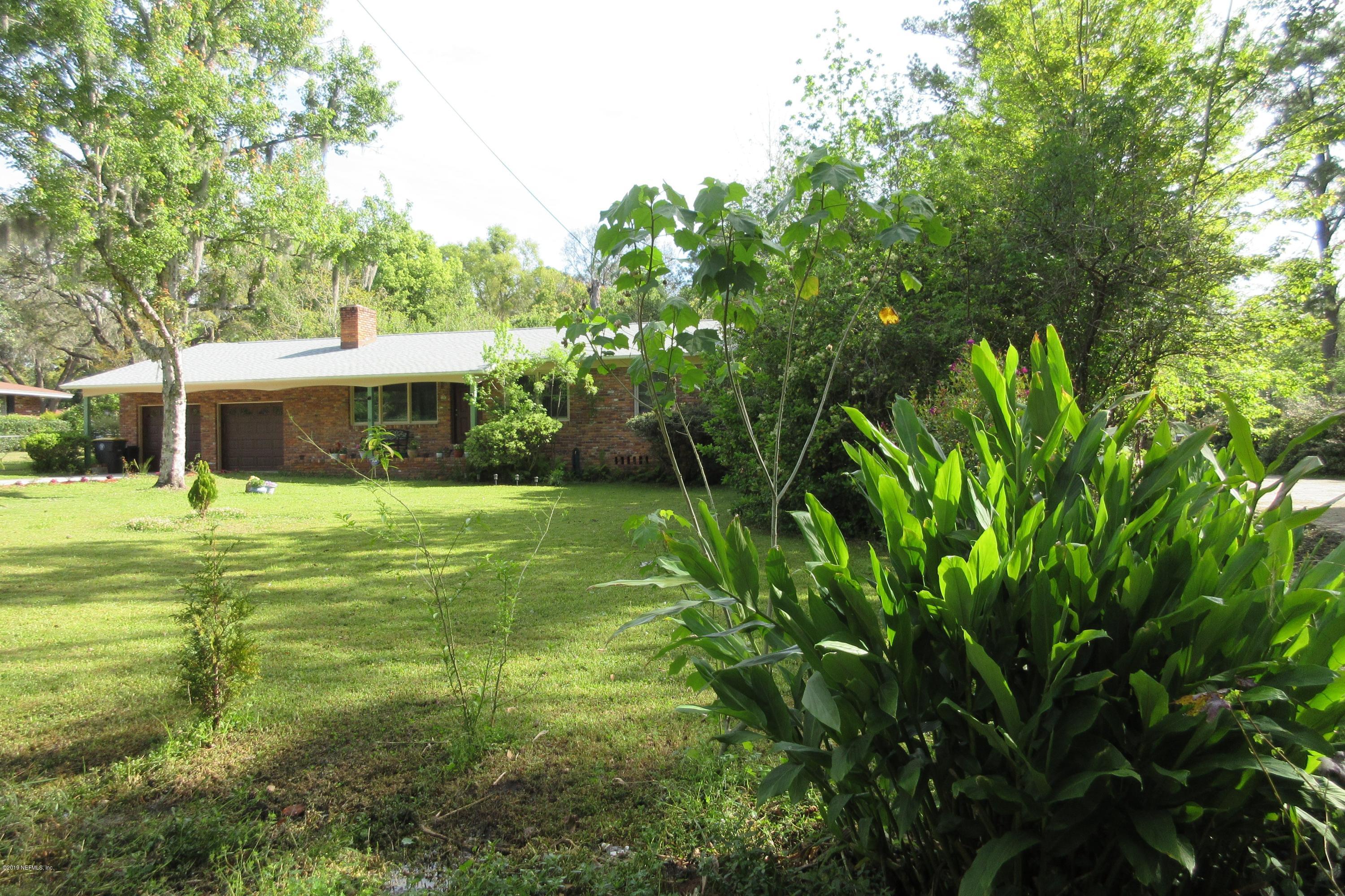 8361 Bascom Road Jacksonville, FL 32216 - Photo 2 of 23 001-f27d0aee-dd52-4c2a-a5d1-f47dee80a63e