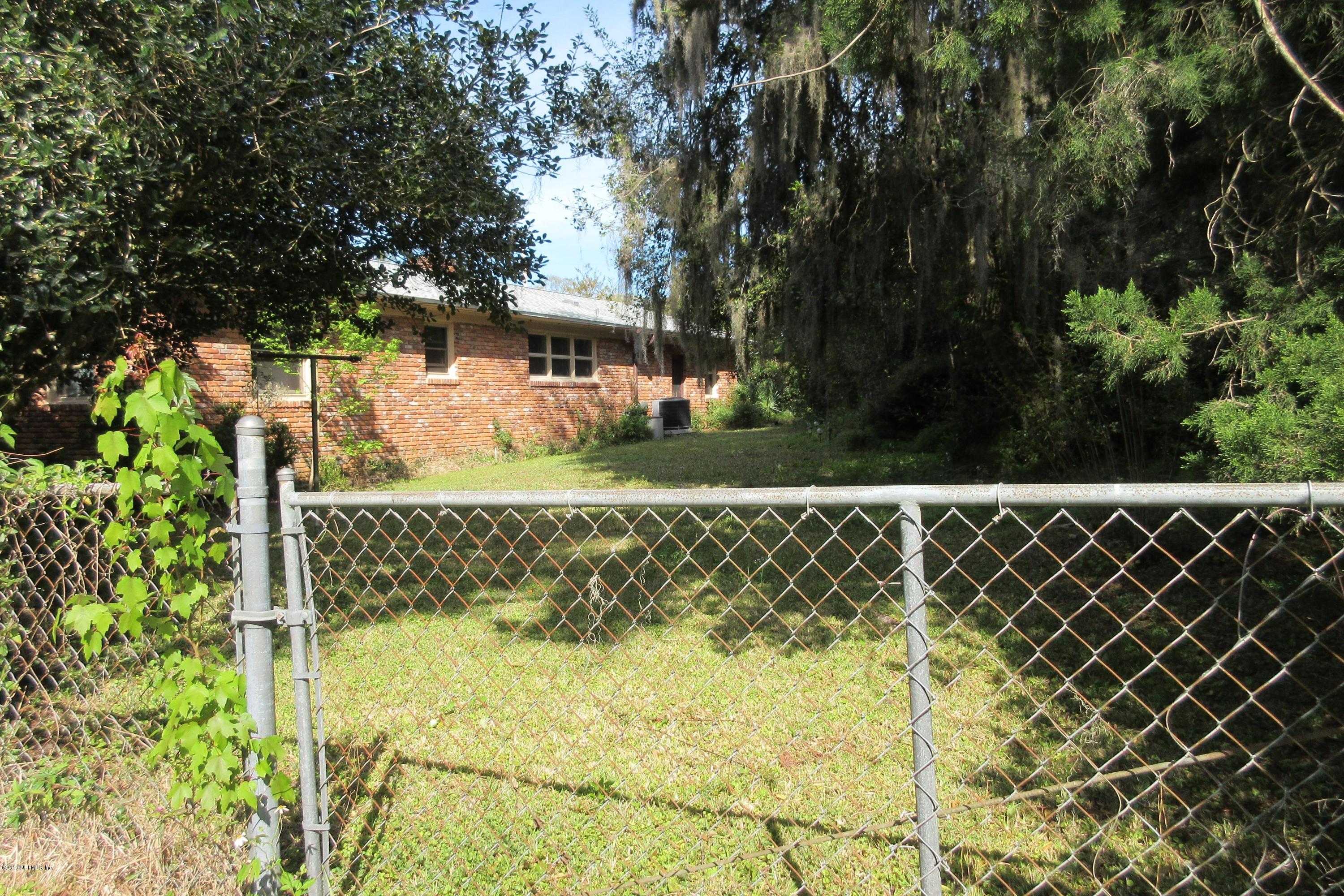 8361 Bascom Road Jacksonville, FL 32216 - Photo 6 of 23 005-4cab743f-8e8c-42db-884b-cd4344afa78b