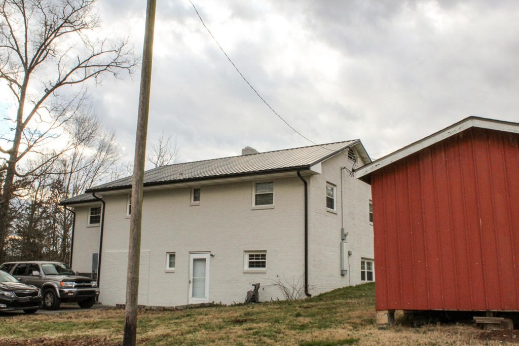 470 Short Bark Road Madisonville, TN 37354 - Photo 12 of 40 Gallery Image 12