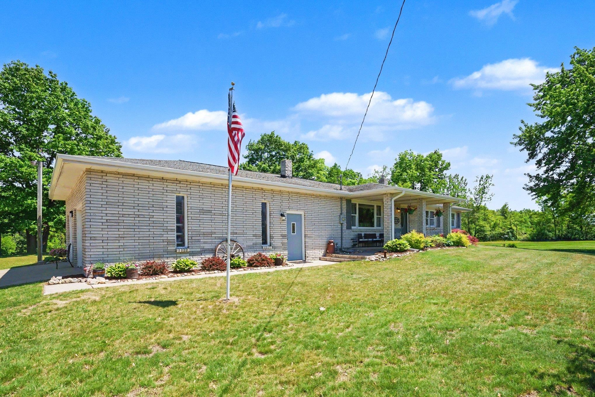 4389 West Pine River Road St. Louis, MI 48880 - Photo 3 of 59