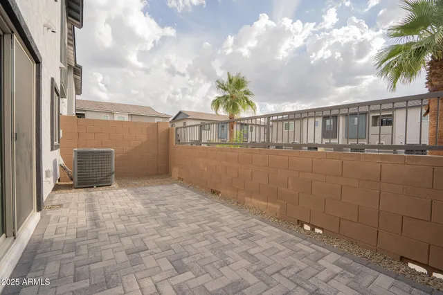 $1,895 | 7444 South 75th Lane, Laveen, AZ 85339