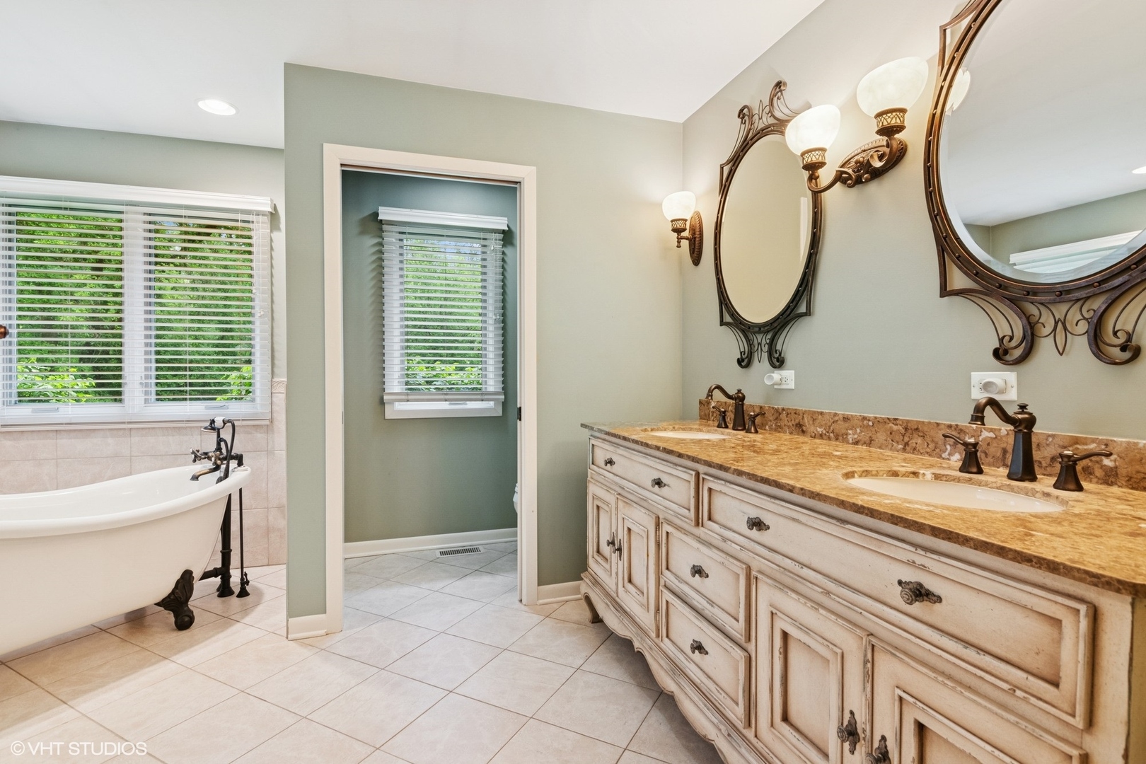 2720 South Red Barn Road Crystal Lake, IL 60012 - Photo 21 of 40 Gallery Image 21
