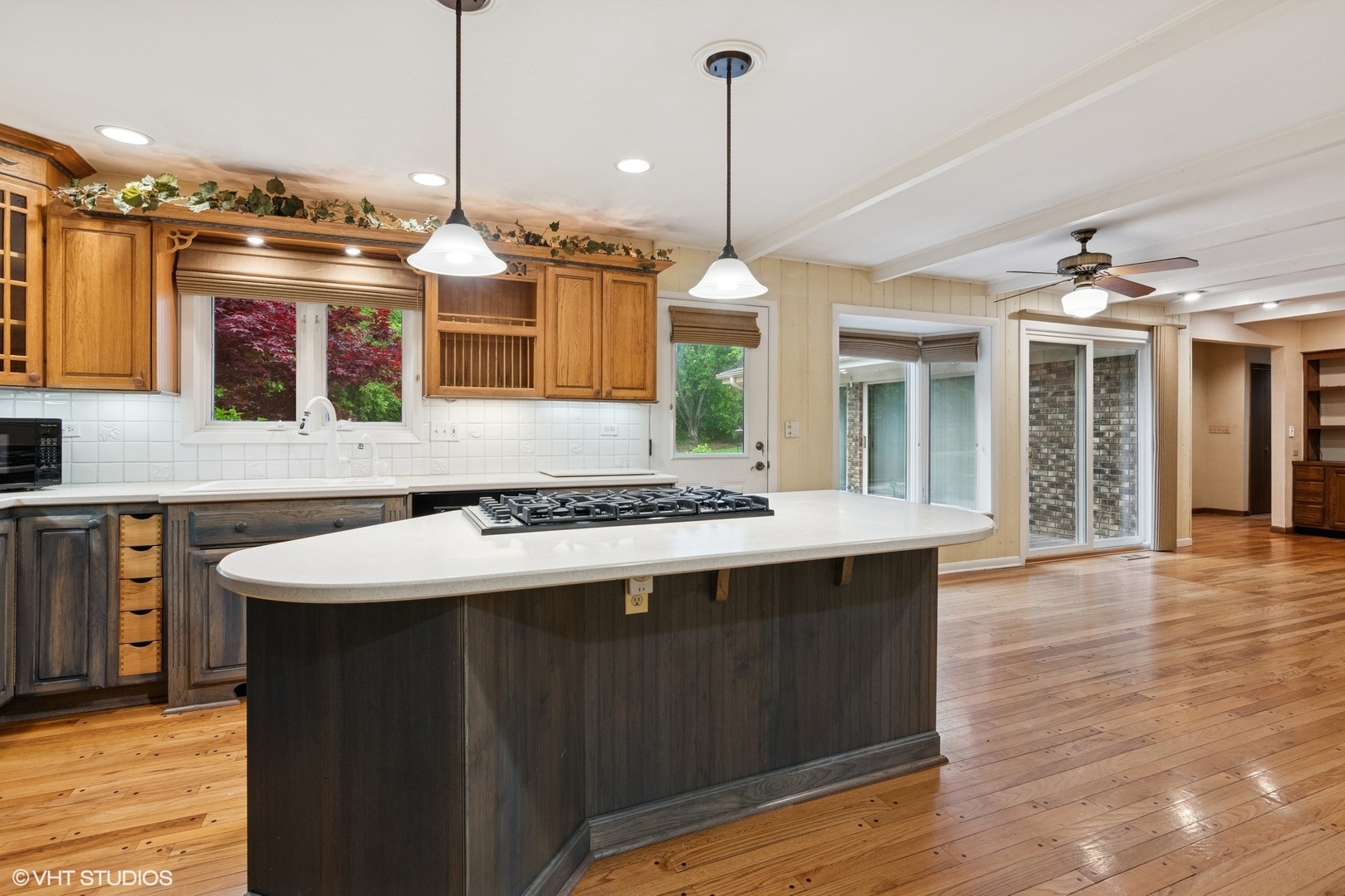 2720 South Red Barn Road Crystal Lake, IL 60012 - Photo 10 of 40 Gallery Image 10