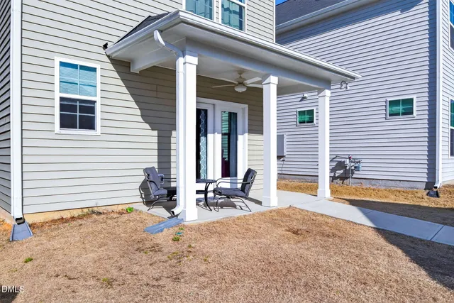 $339,000 | 253 Buckhorn Br Park, Clayton, NC 27520