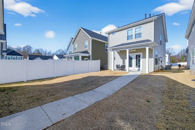 $339,000 | 253 Buckhorn Br Park, Clayton, NC 27520