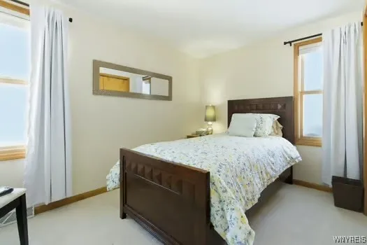 $319,900 | 4753 East Highland Parkway, Hamburg, NY 14219