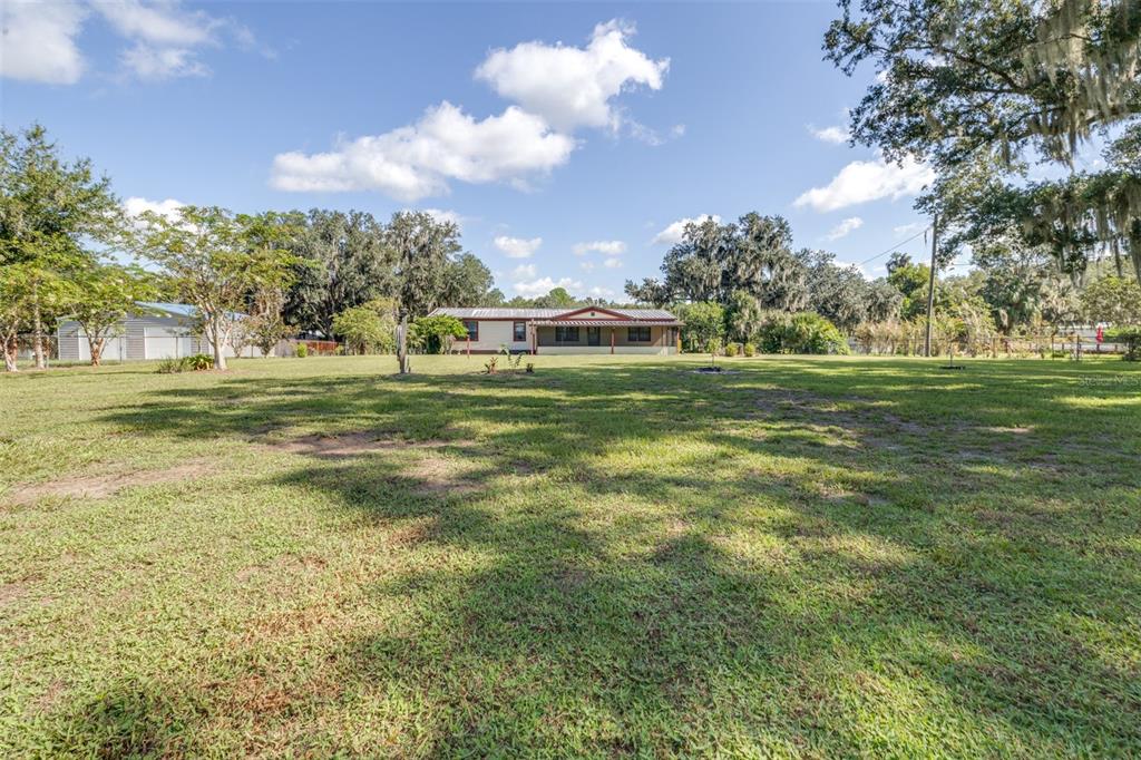 4605 Thompson Road Mulberry, FL 33860 - Photo 8 of 76 Gallery Image 8