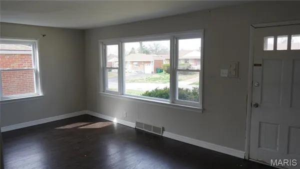 $97,000 | 9244 Edna Street, St. Louis, MO 63137