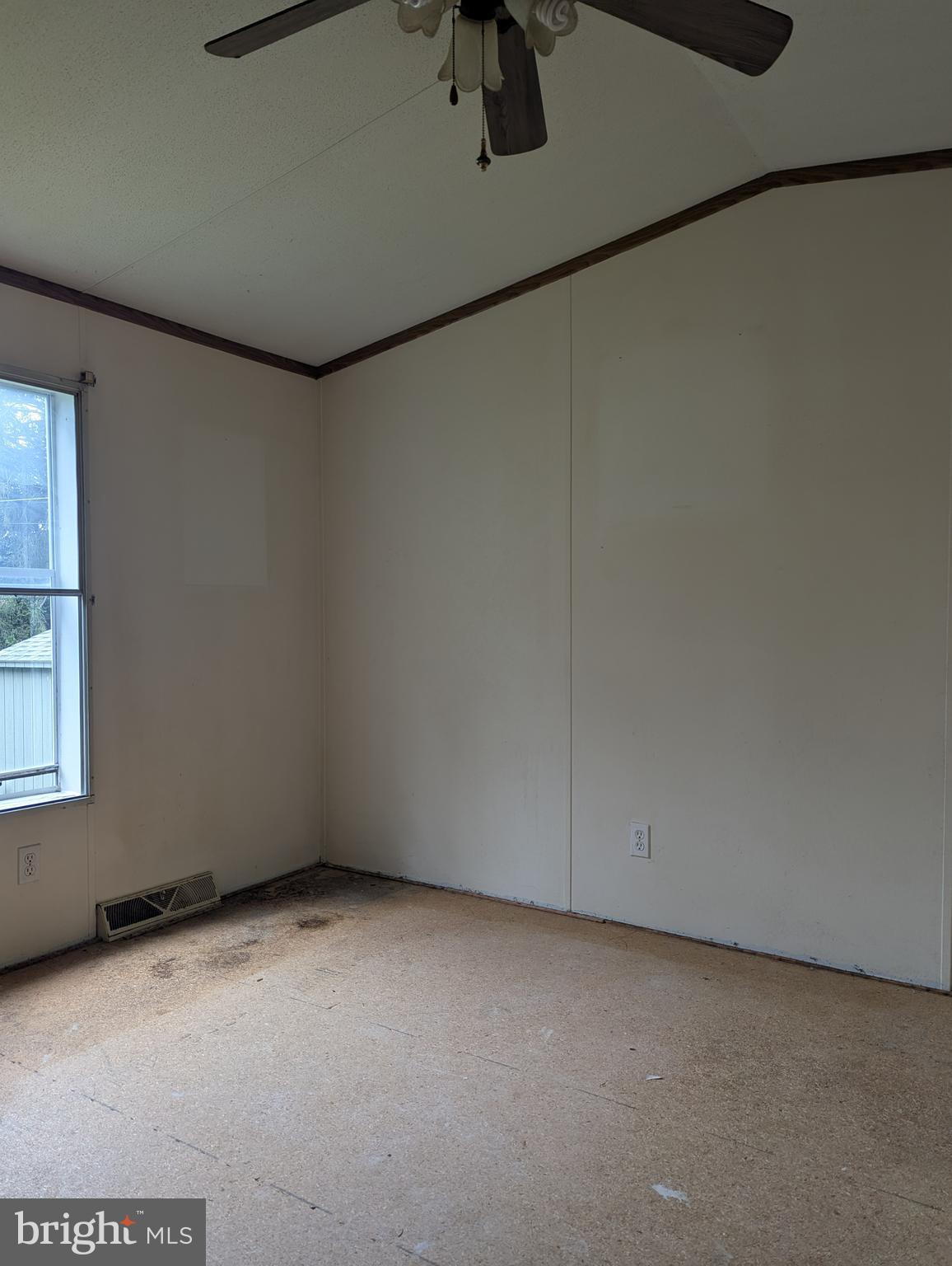 2525 Baltimore Boulevard Finksburg, MD 21048 - Photo 5 of 25 a view of an empty room