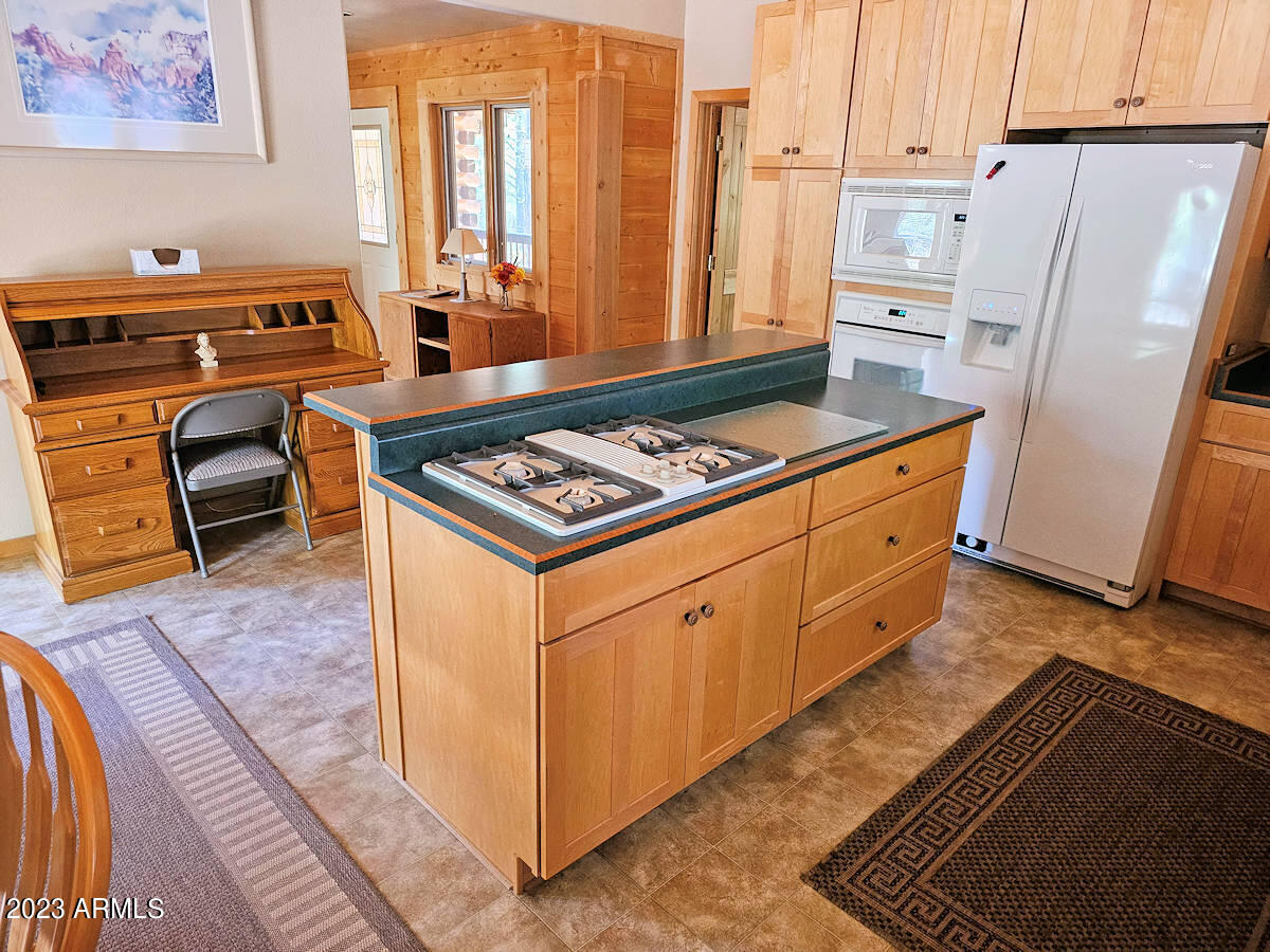 2068 Lone Mountain Road Overgaard, AZ 85933 - Photo 5 of 13 Kitchen1