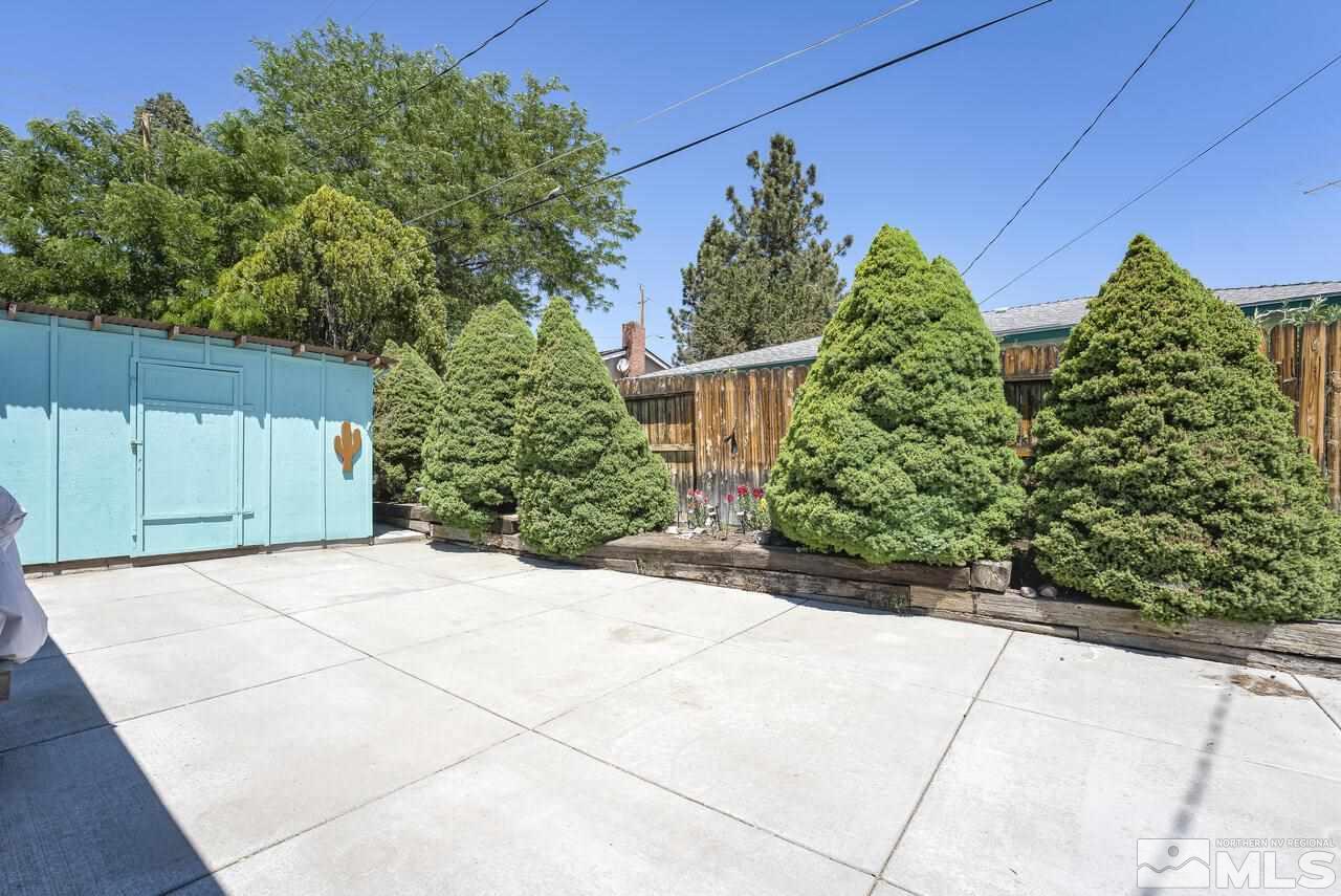 1935 Brisbane Avenue Reno, NV 89503 - Photo 35 of 38 a view of bushes and pathway