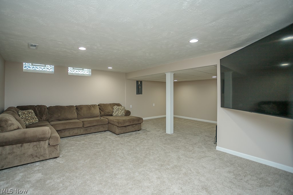 7821 York Road Cleveland, OH 44130 - Photo 20 of 25 Gallery Image 20