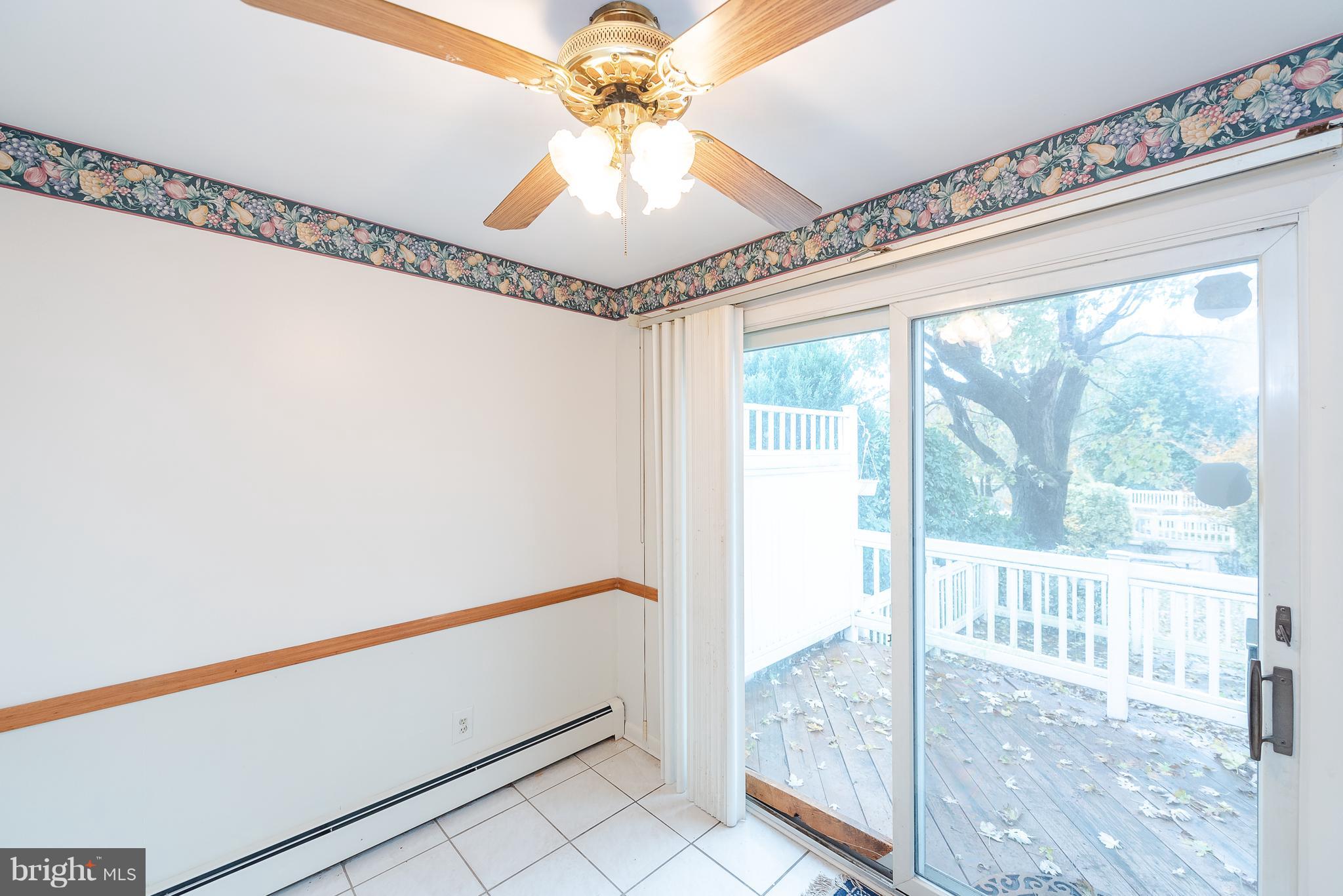 3921 North Point Boulevard Baltimore, MD 21222 - Photo 26 of 45 Breakfast room