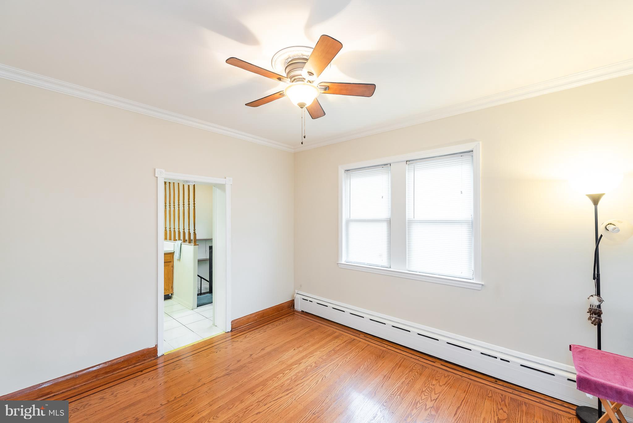 3921 North Point Boulevard Baltimore, MD 21222 - Photo 7 of 45 Dining room