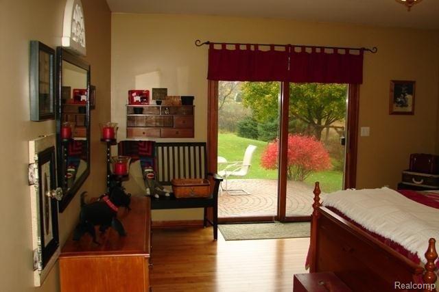 2910 Hannan Road Imlay City, MI 48444 - Photo 17 of 24 Master suite.jpg
