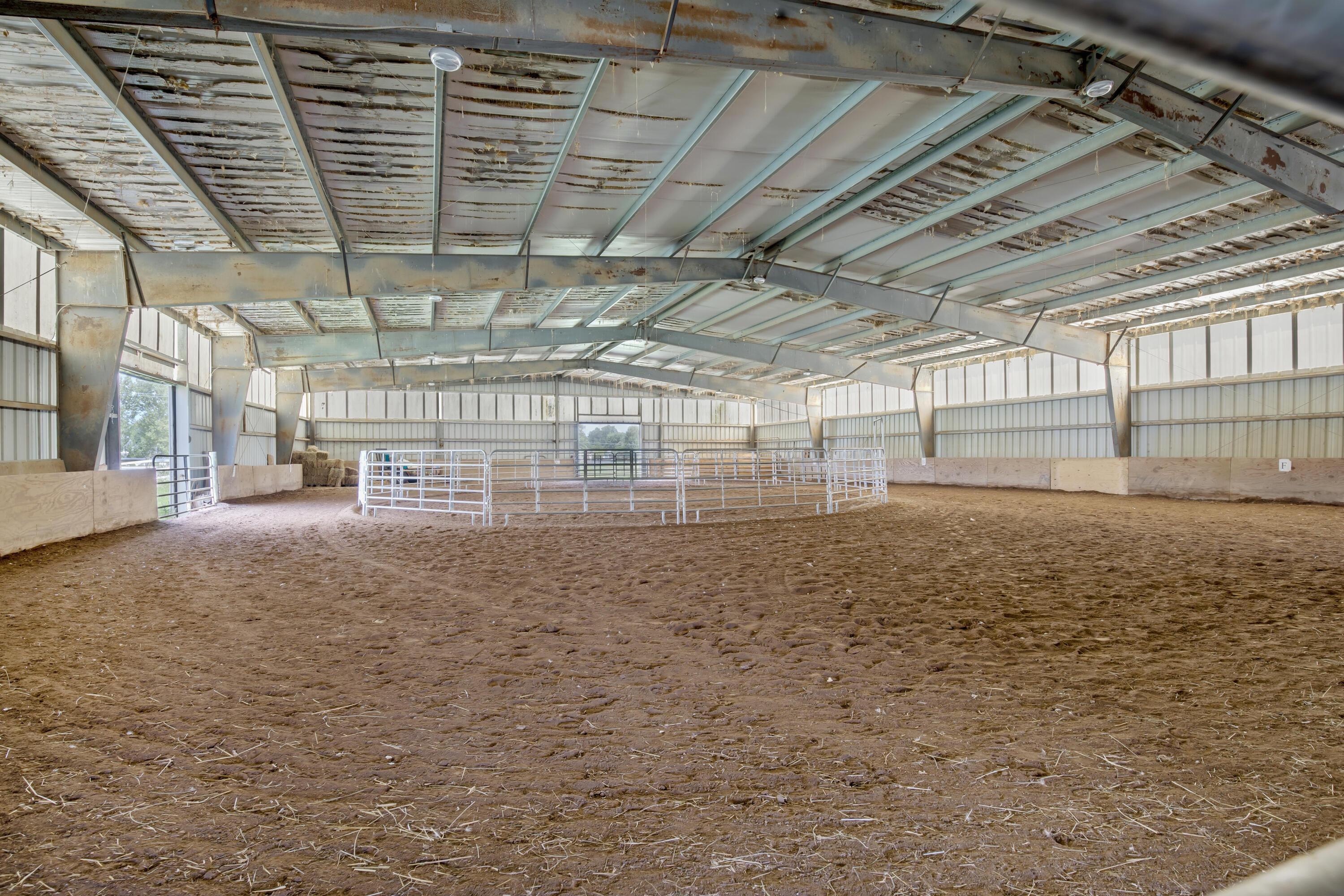 1675 Braumiller Road Delaware, OH 43015 - Photo 52 of 71 52. Barn #2 Indoor Arena
