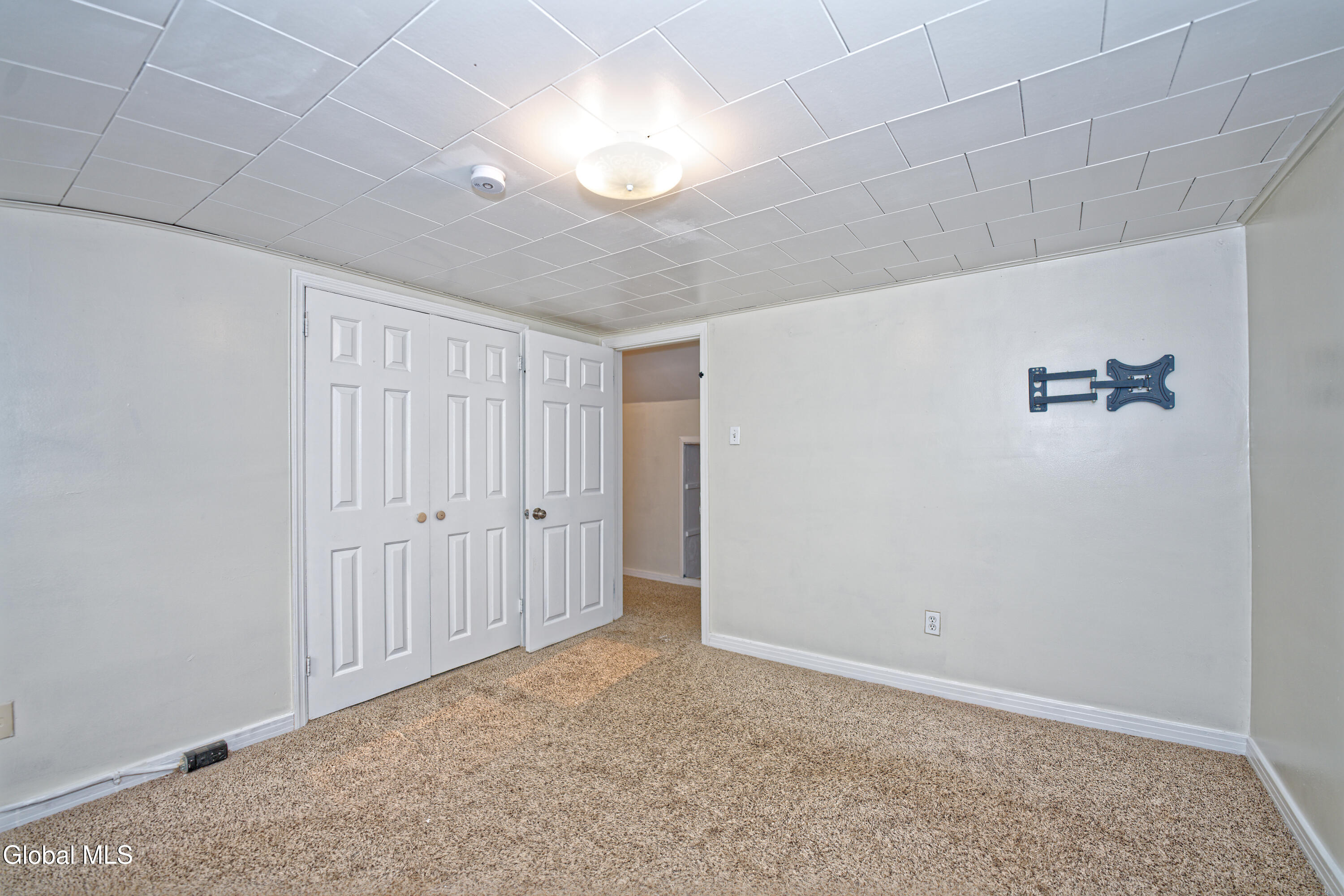 1250 Sumner Avenue Schenectady, NY 12309 - Photo 27 of 63 7 Bedroom 2