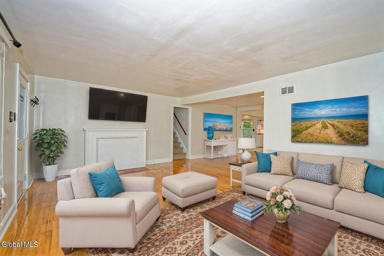 1250 Sumner Avenue Schenectady, NY 12309 - Photo 42 of 63 85bf9a8751e1bc8abcc7cb6f17af207d-uncropp