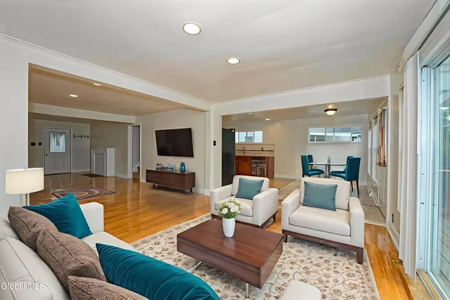 $311,000 | 1250 Sumner Avenue, Schenectady, NY 12309