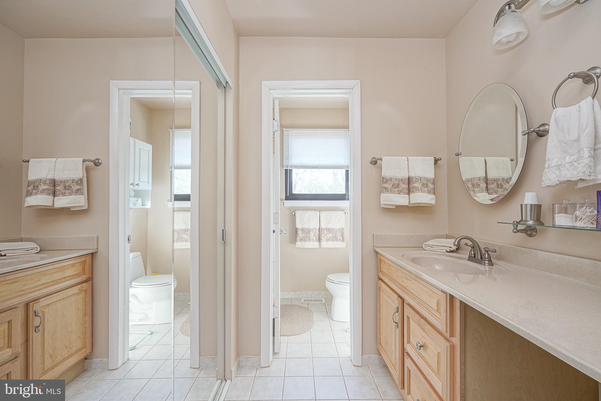 14 Comet Way Sewell, NJ 08080 - Photo 25 of 39