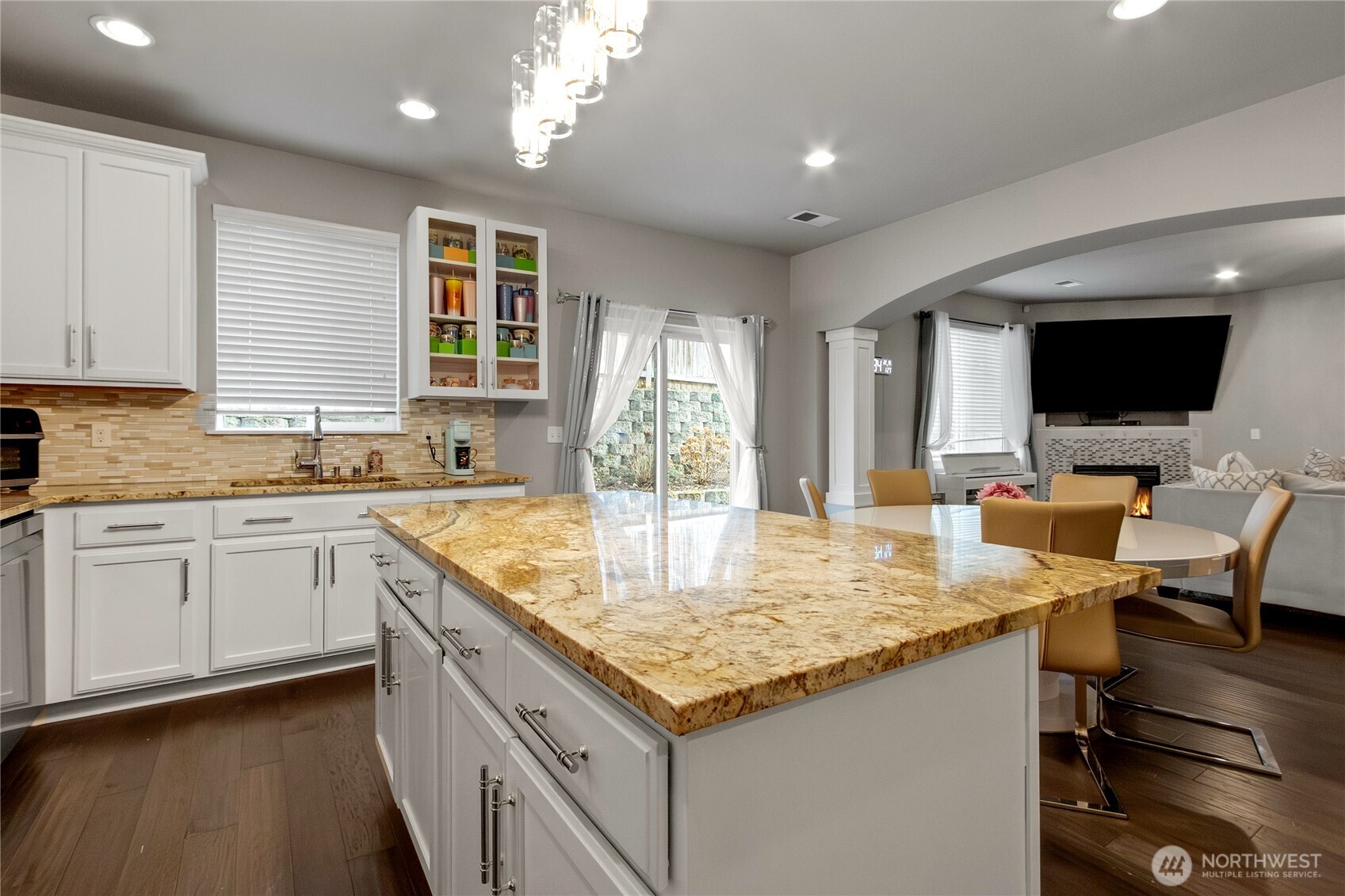 24212 114th Place Southeast Kent, WA 98030 - Photo 6 of 28