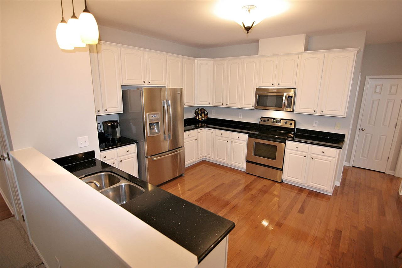 2316 Rooster Way Raleigh, NC 27614 - Photo 10 of 25 Kitchen