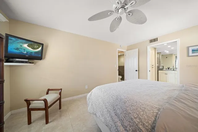 $425,000 | 19725 Gulf Boulevard, Unit 21, Indian Rocks Beach, FL 33785